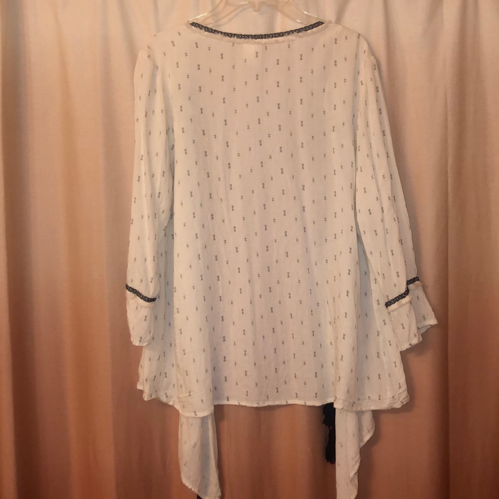 Cardigan - Picture 2 of 3